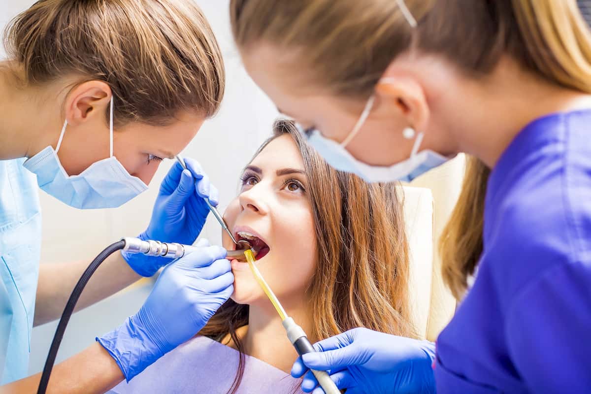How to choose a dentist