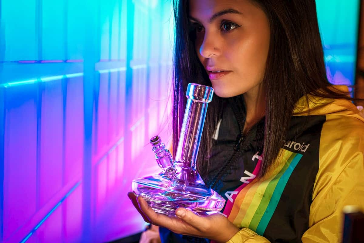 Why use a bong
