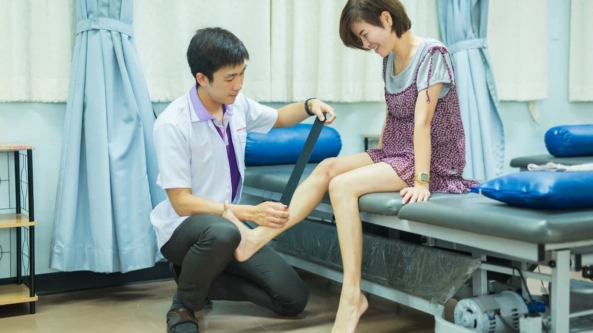 Are physical therapists doctors