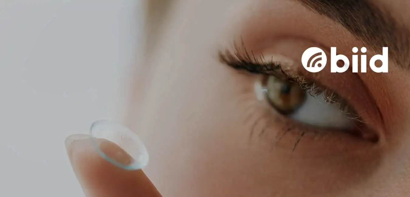 Pink eye and contacts